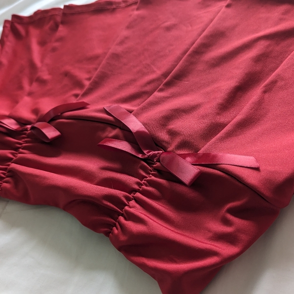 Red Mini Skirt with Bows - Picture 4 of 5